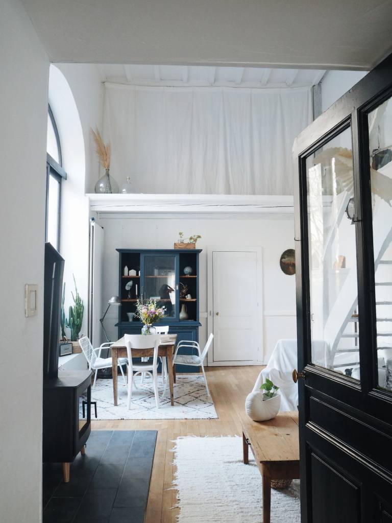 Bienvenue dans la maison esprit campagne de Sophie, cofondatrice de Papy Papette // Hellø Blogzine blog deco & lifestyle www.hello-hello.fr