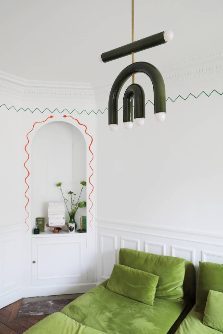 L'appartement haussmannien moderne et coloré de Girlzpop // Hellø Blogzine blog deco & lifestyle www.hello-hello.fr