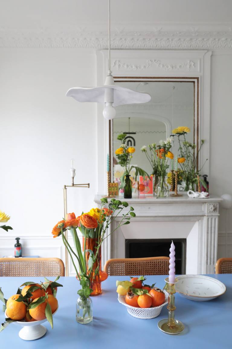 L'appartement haussmannien moderne et coloré de Girlzpop // Hellø Blogzine blog deco & lifestyle www.hello-hello.fr