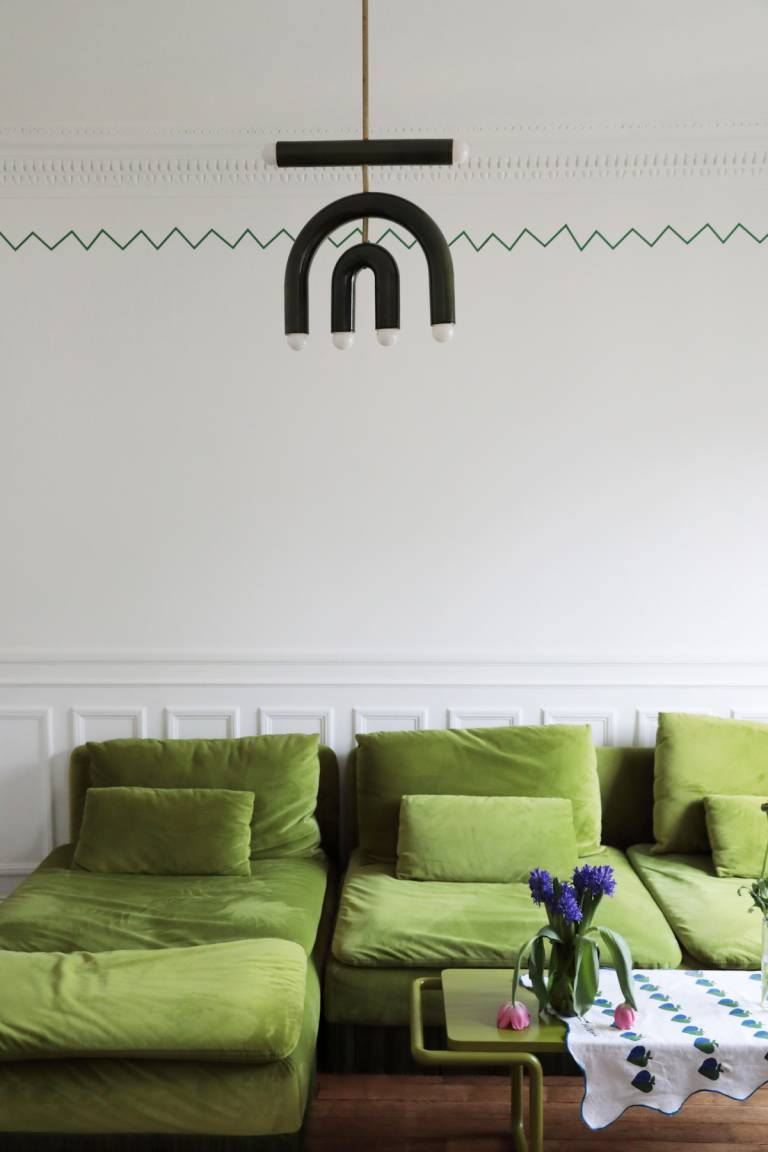 L'appartement haussmannien moderne et coloré de Girlzpop // Hellø Blogzine blog deco & lifestyle www.hello-hello.fr