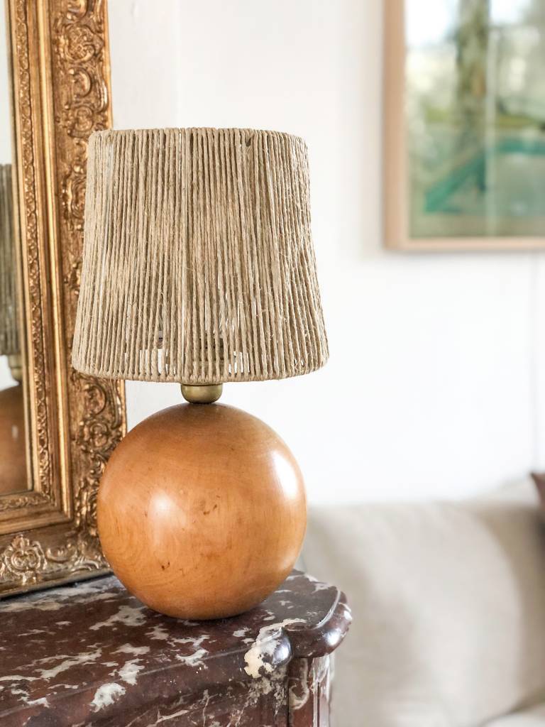 DIY - Une lampe avec un abat jour en ficelle // Hellø Blogzine blog deco & lifestyle www.hello-hello.fr