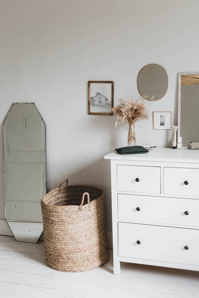 Bienvenue dans la maison au style néo-campagne de la photographe Tiphaine Germain-Lacour
