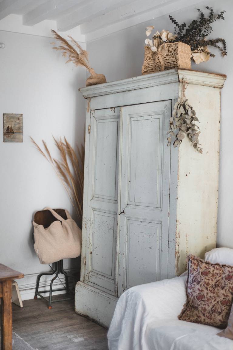 Bienvenue dans la maison au style néo-campagne de la photographe Tiphaine Germain-Lacour