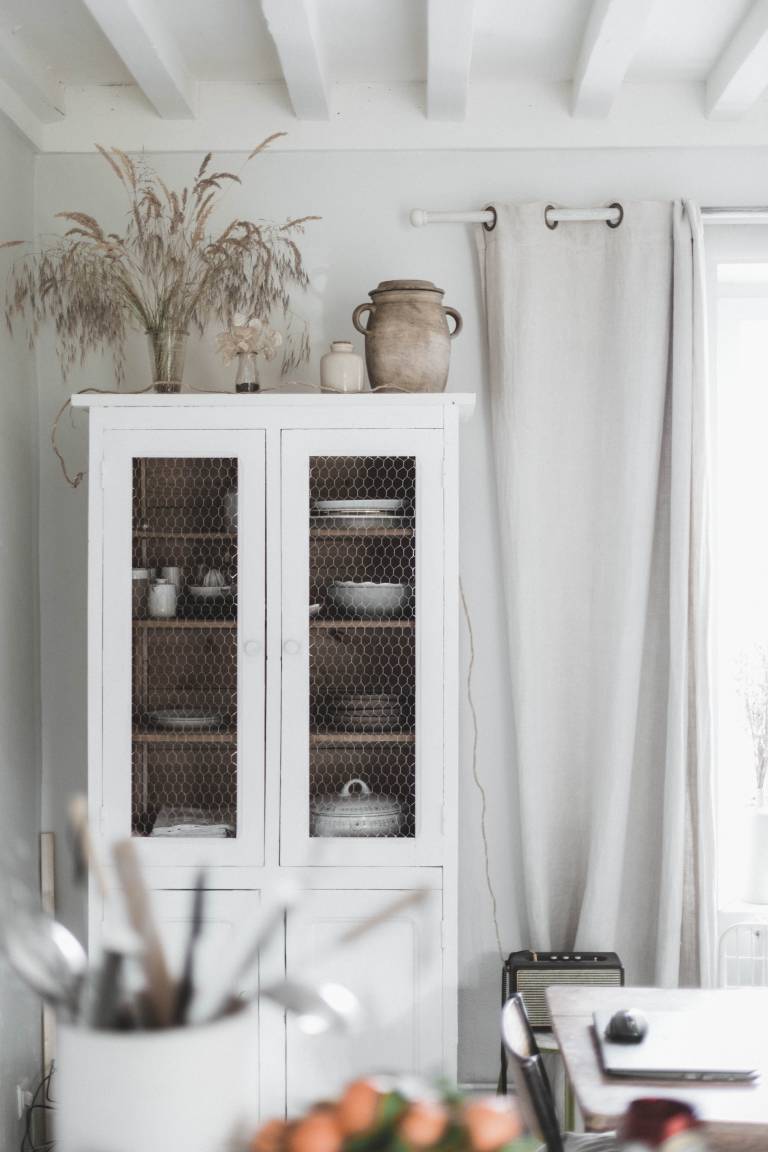 Bienvenue dans la maison au style néo-campagne de la photographe Tiphaine Germain-Lacour
