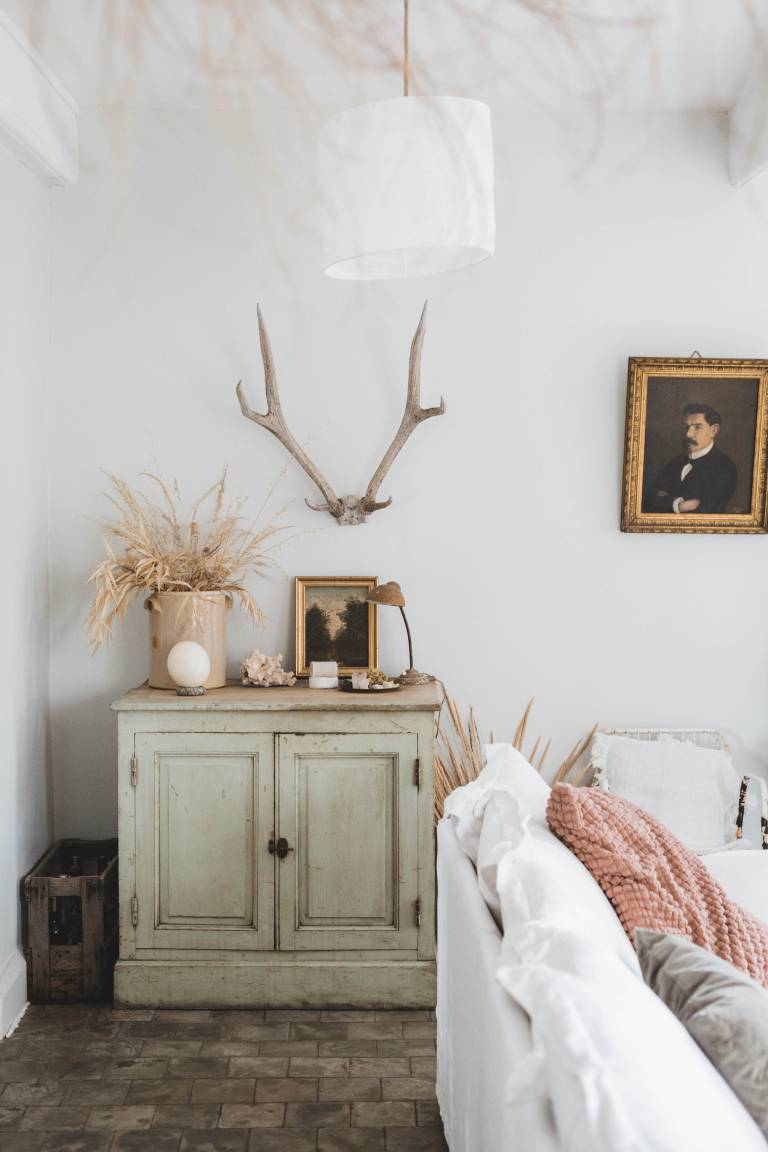 Bienvenue dans la maison au style néo-campagne de la photographe Tiphaine Germain-Lacour