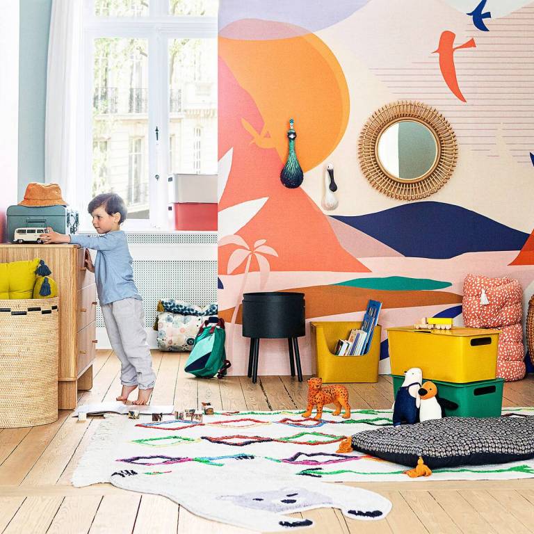 Chambre d'enfants : un joli coin bureau // Hellø Blogzine blog deco & lifestyle www.hello-hello.fr