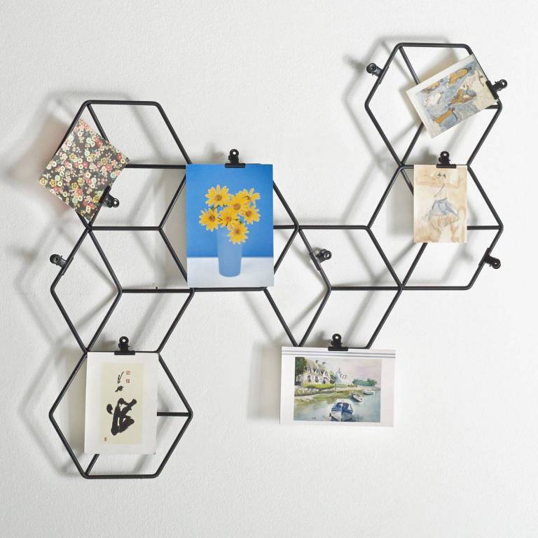 Chambre d'enfants : un joli coin bureau // Hellø Blogzine blog deco & lifestyle www.hello-hello.fr