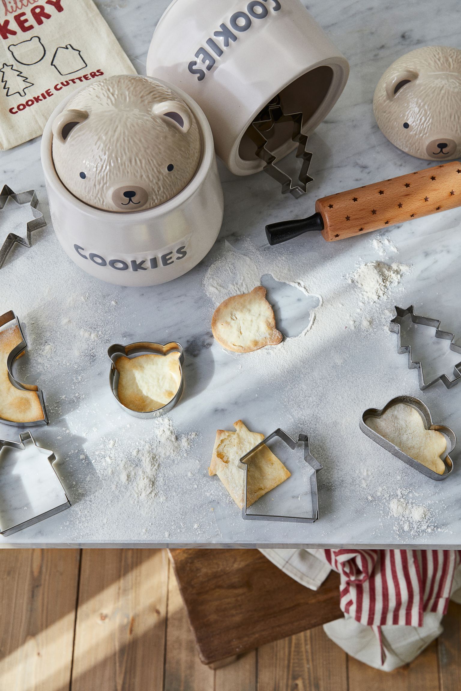 20 ustensiles et accessoires pour confectionner vos gâteaux de Noël // Hellø Blogzine blog deco & lifestyle www.hello-hello.fr