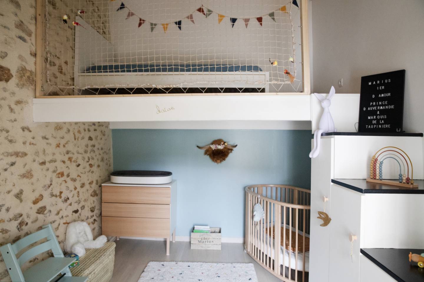 Avant Après : aménager une chambre d'enfant avec une mezzanine