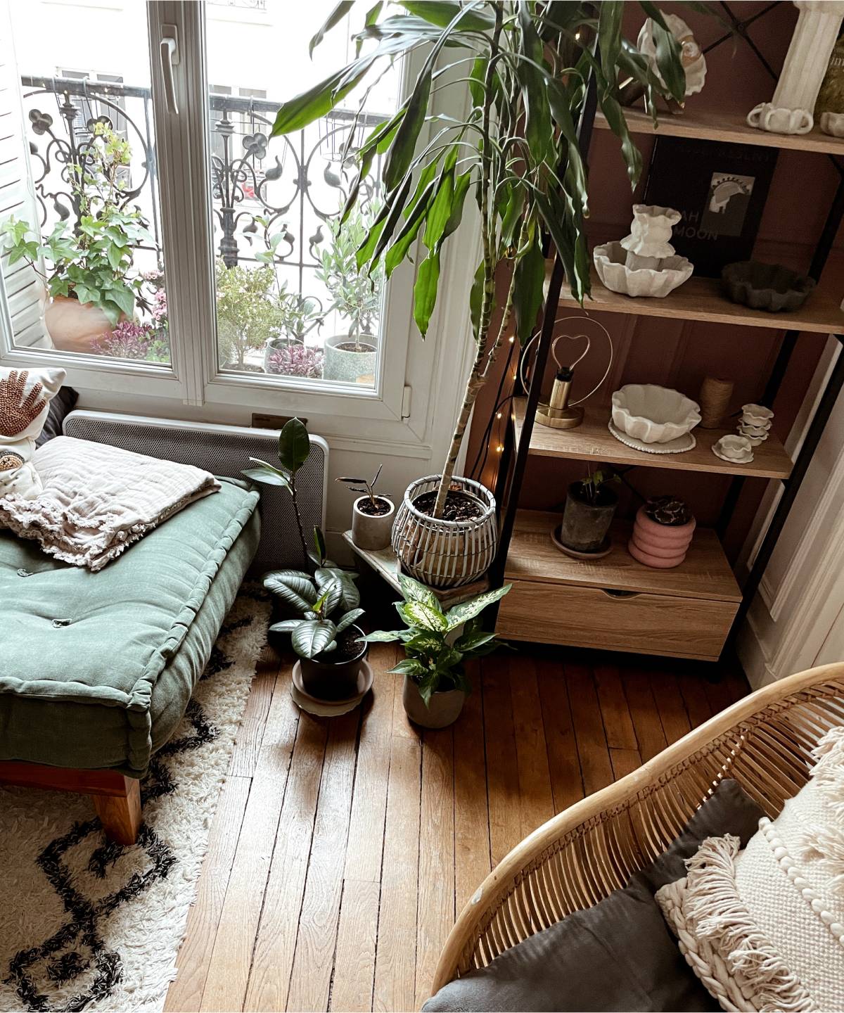 L'appartement bohème et romantique de la créatrice de bijoux Elise Tsikis