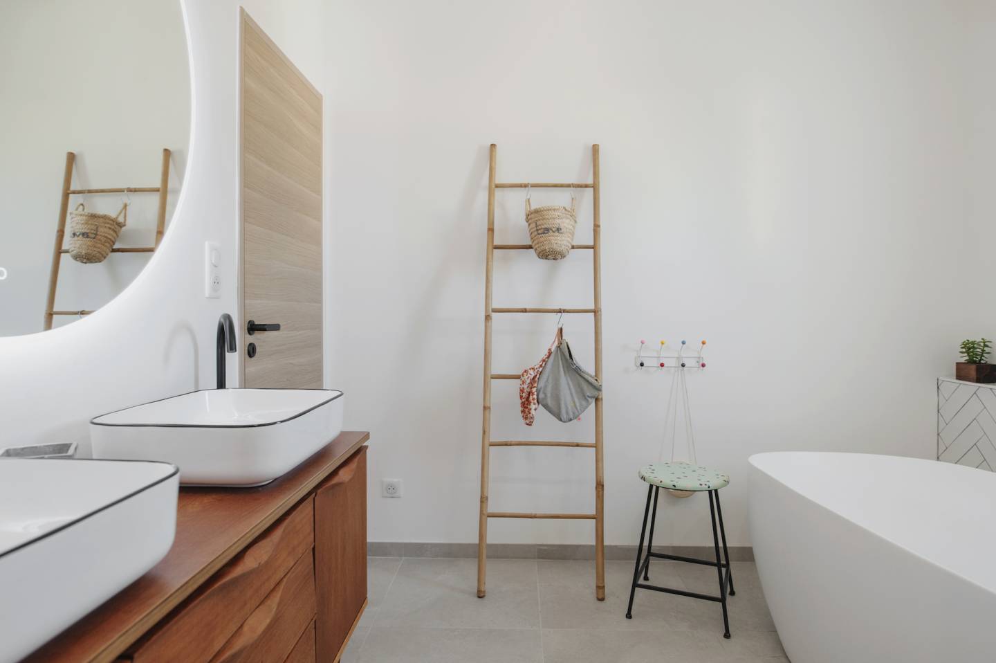 Home Tour : Une maison neuve à la déco chaleureuse