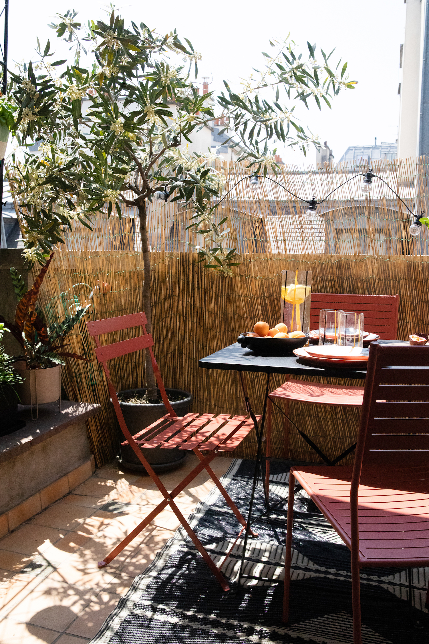 Avant-Après Une petite terrasse parisienne optimisée