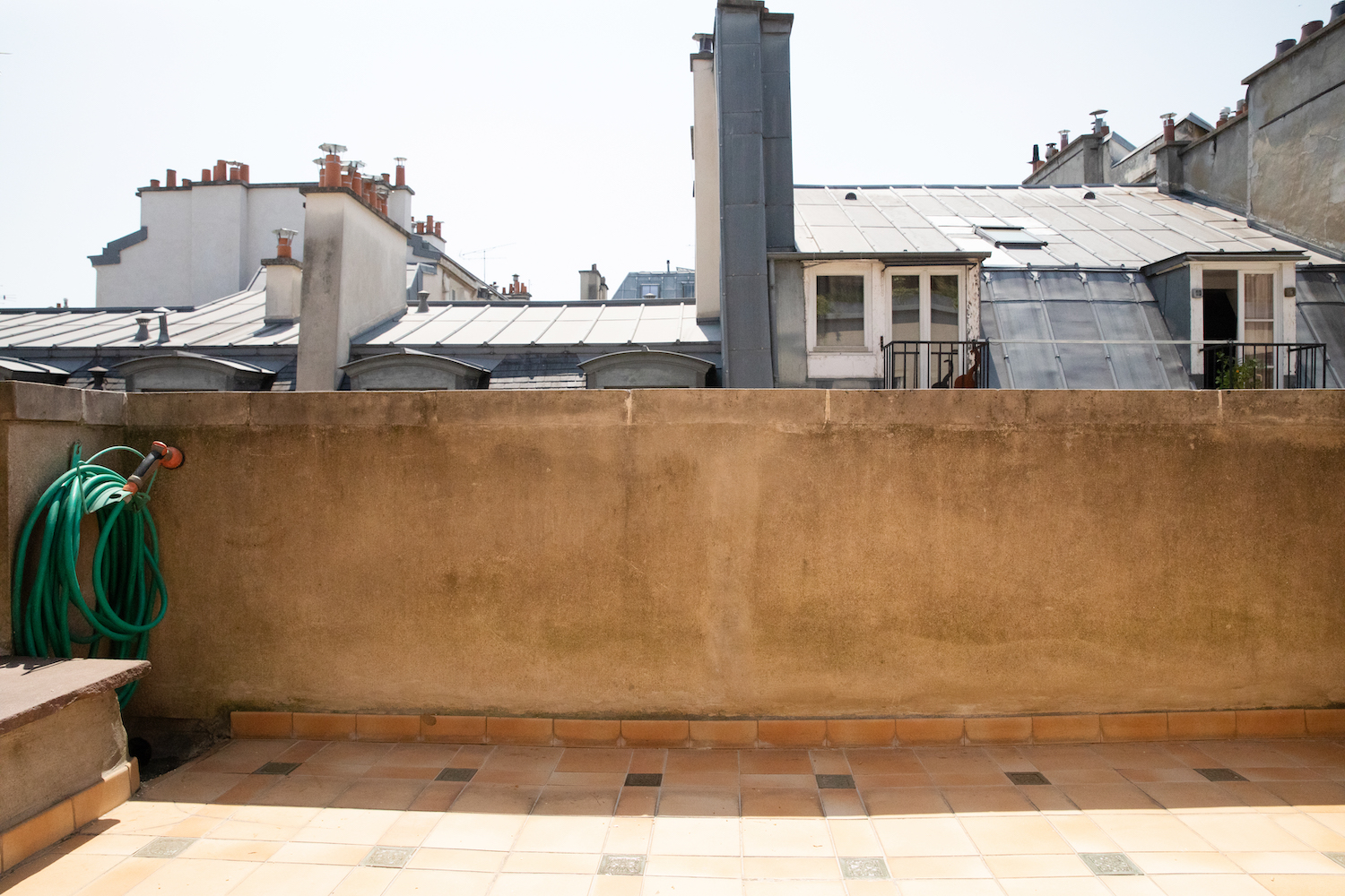 Avant-Après Une petite terrasse parisienne optimisée