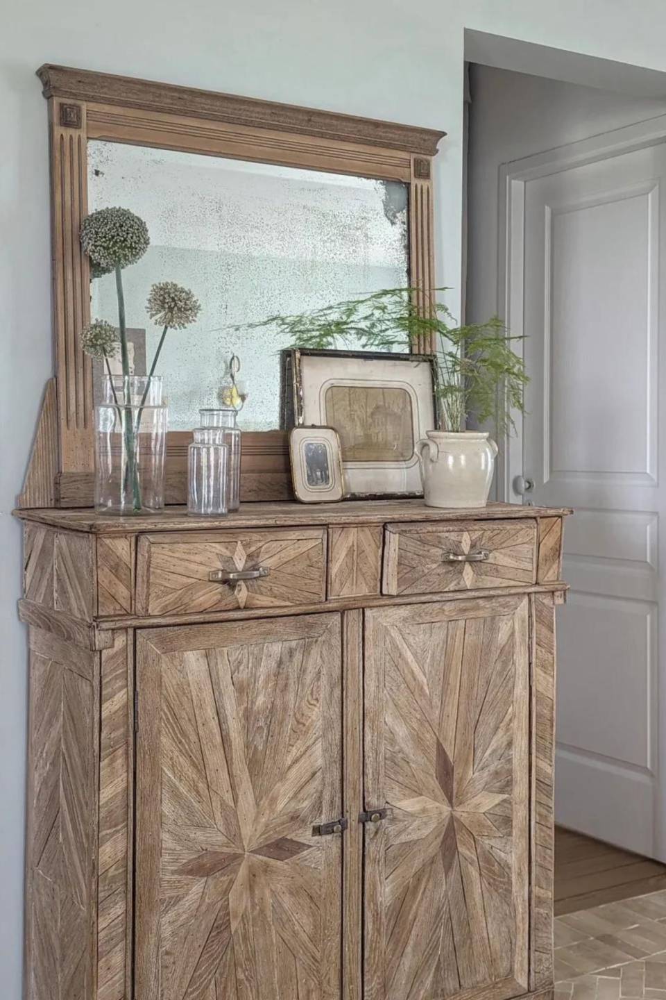 Une maison à la déco chinée Campagne chic en Bourgogne