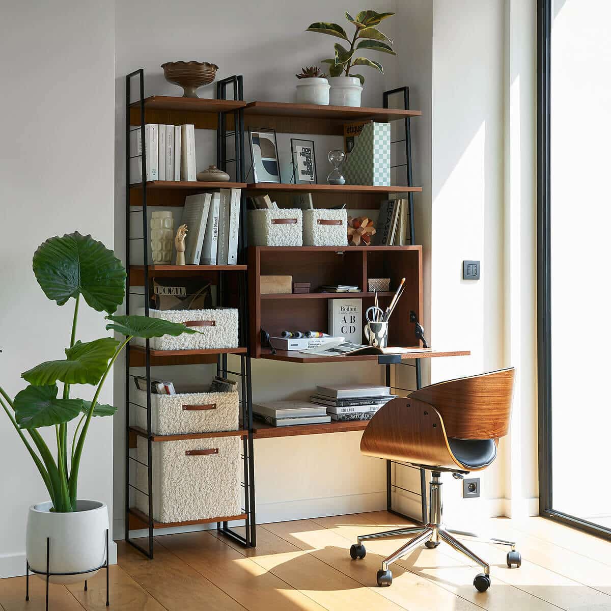 Les 12 plus beaux bureaux design pour adulte // // Hello Blogzine - blog déco lifestyle - www.hello-hello.fr