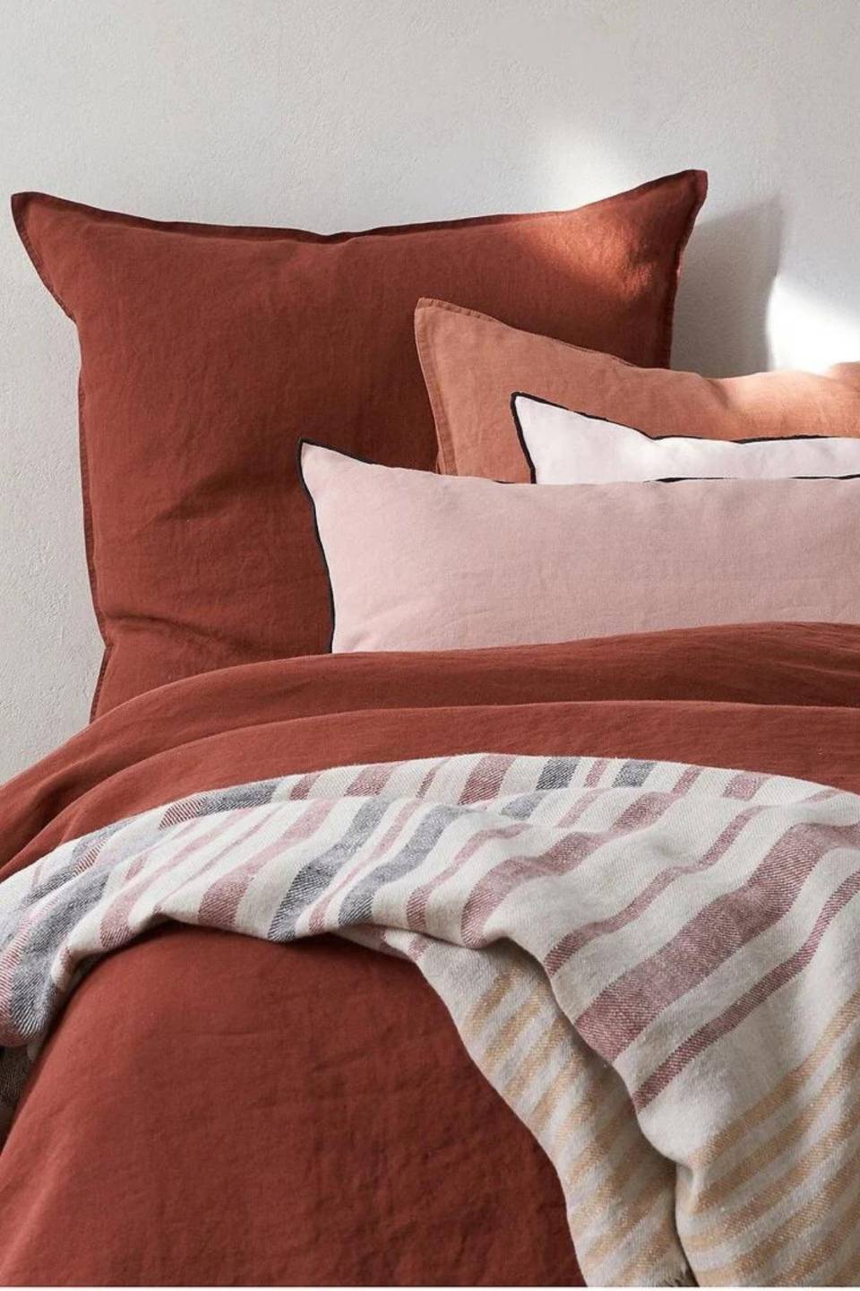 Les essentiels pour une chambre cosy à prix cassés