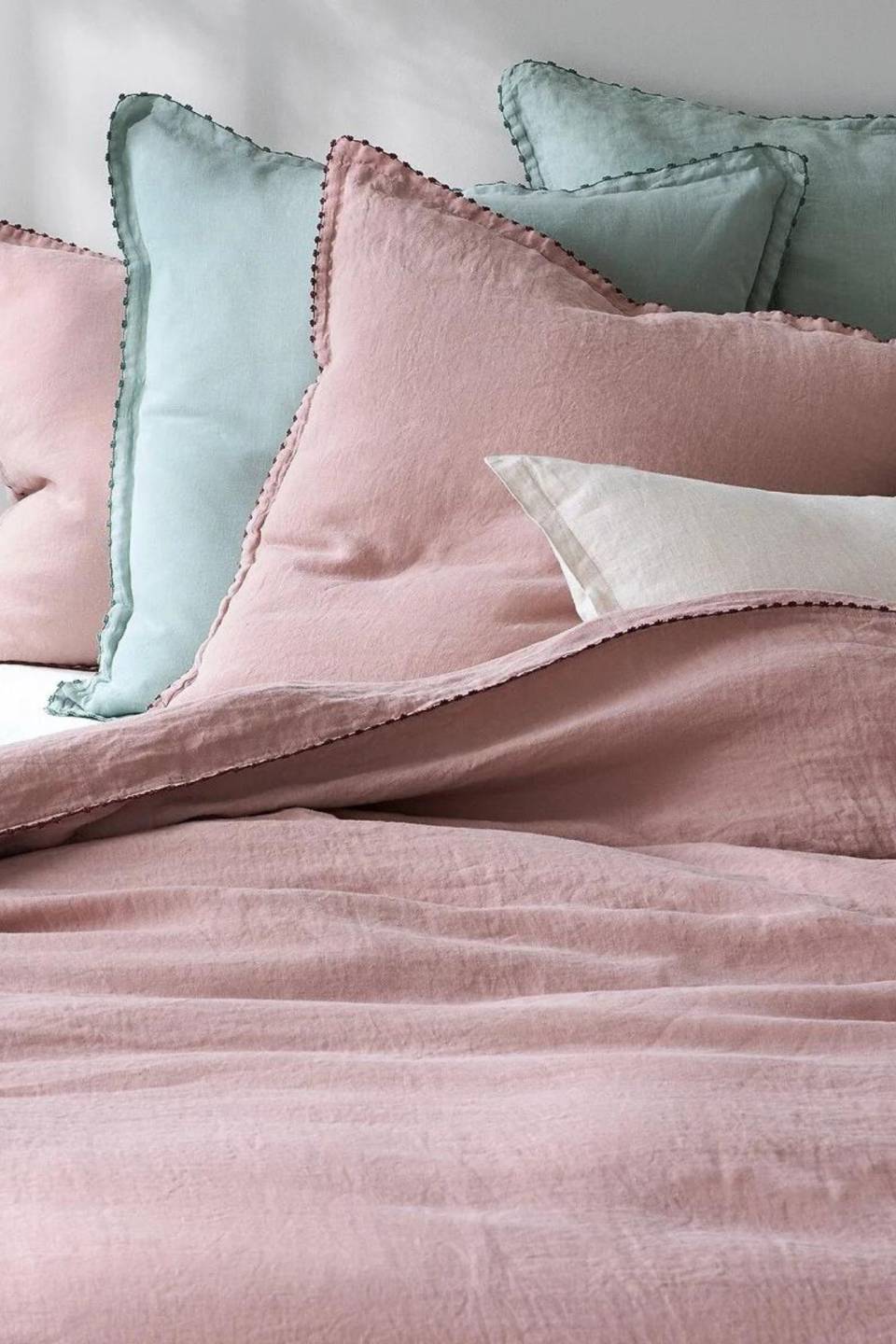 Les essentiels pour une chambre cosy à prix cassés