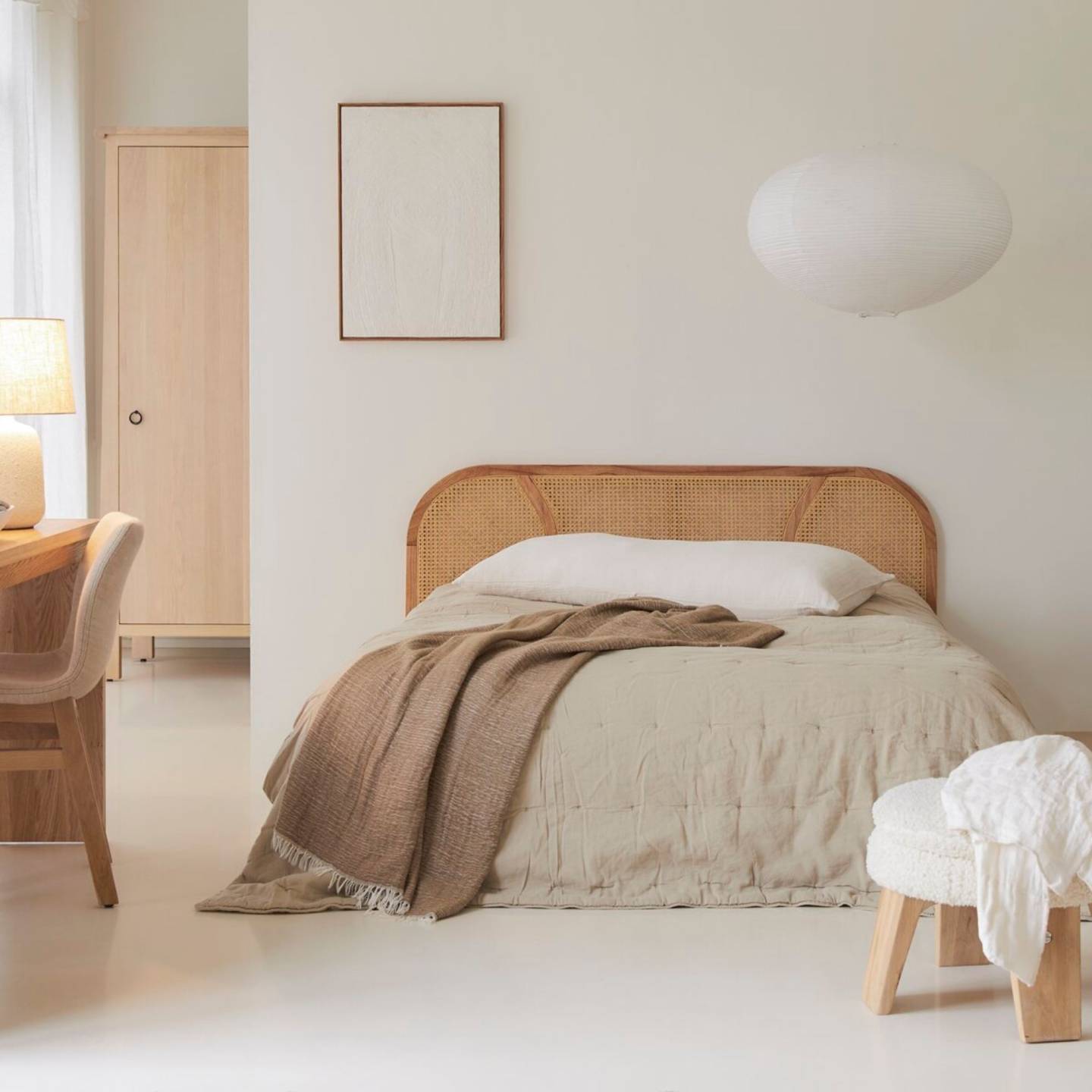 Où trouver une tête de lit en cannage ?
