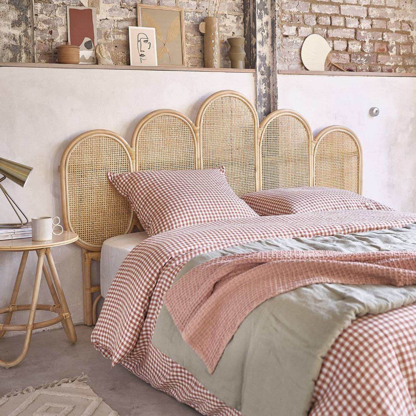 Où trouver une tête de lit en cannage ?