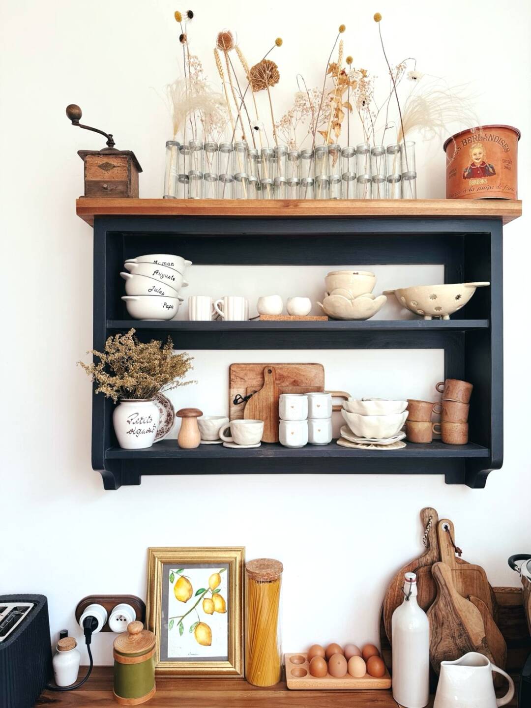 Une maison brocante chic en Provence // Hellø Blogzine blog deco & lifestyle www.hello-hello.fr