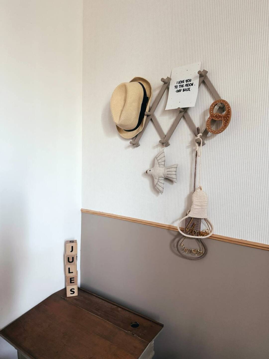 Une maison brocante chic en Provence // Hellø Blogzine blog deco & lifestyle www.hello-hello.fr