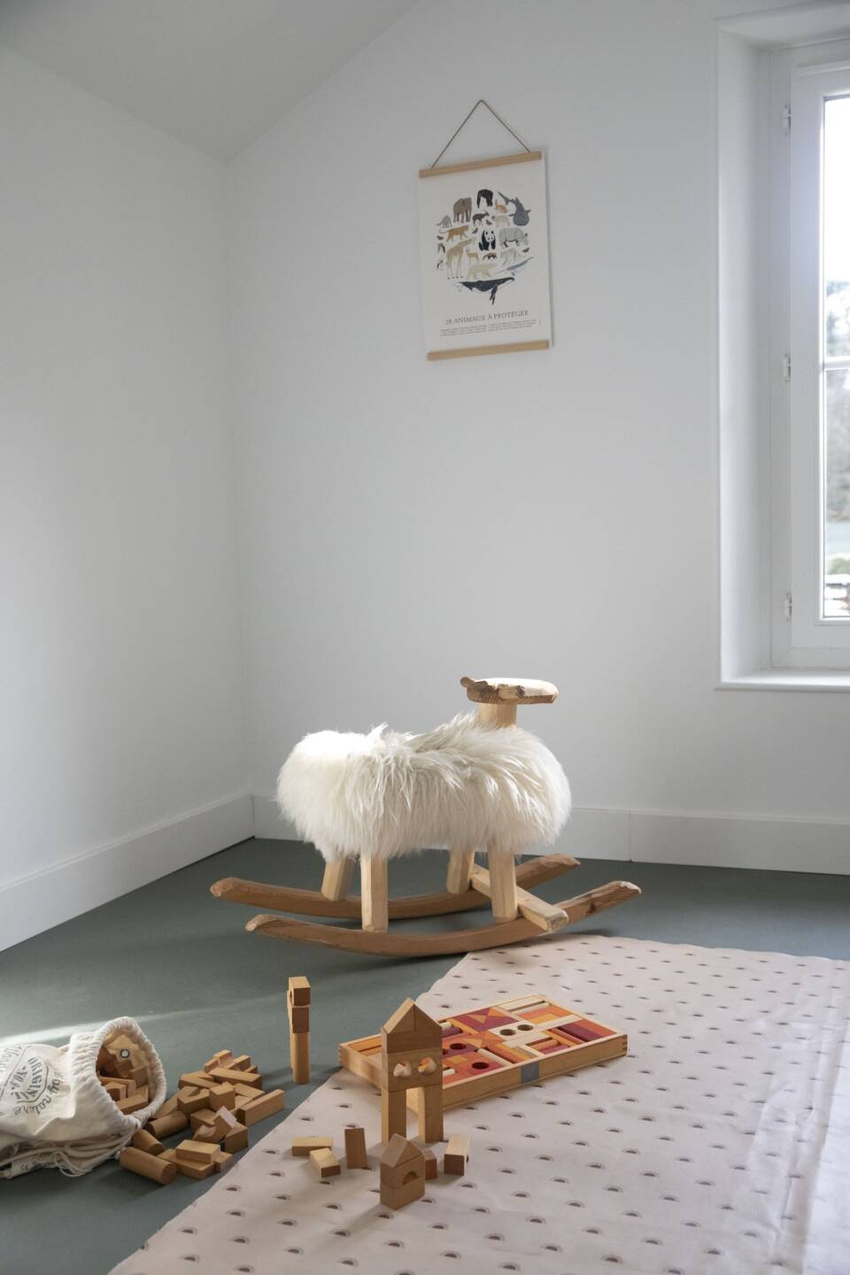 Des combles transformés en salle de jeux // Hellø Blogzine blog deco & lifestyle www.hello-hello.fr