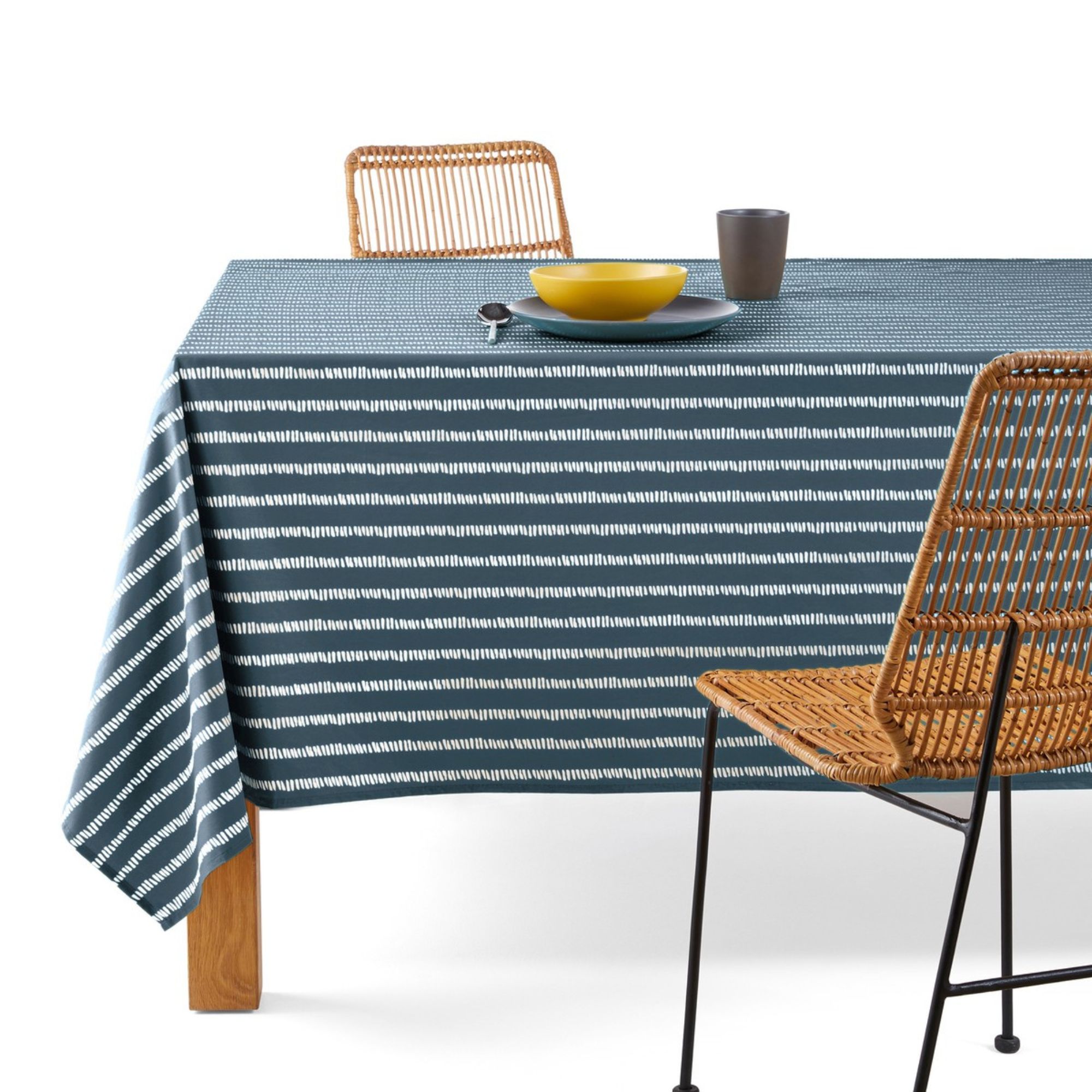 Nappe La Redoute : 24 modèles pour twister la table // Hello Blogzine - Blog déco