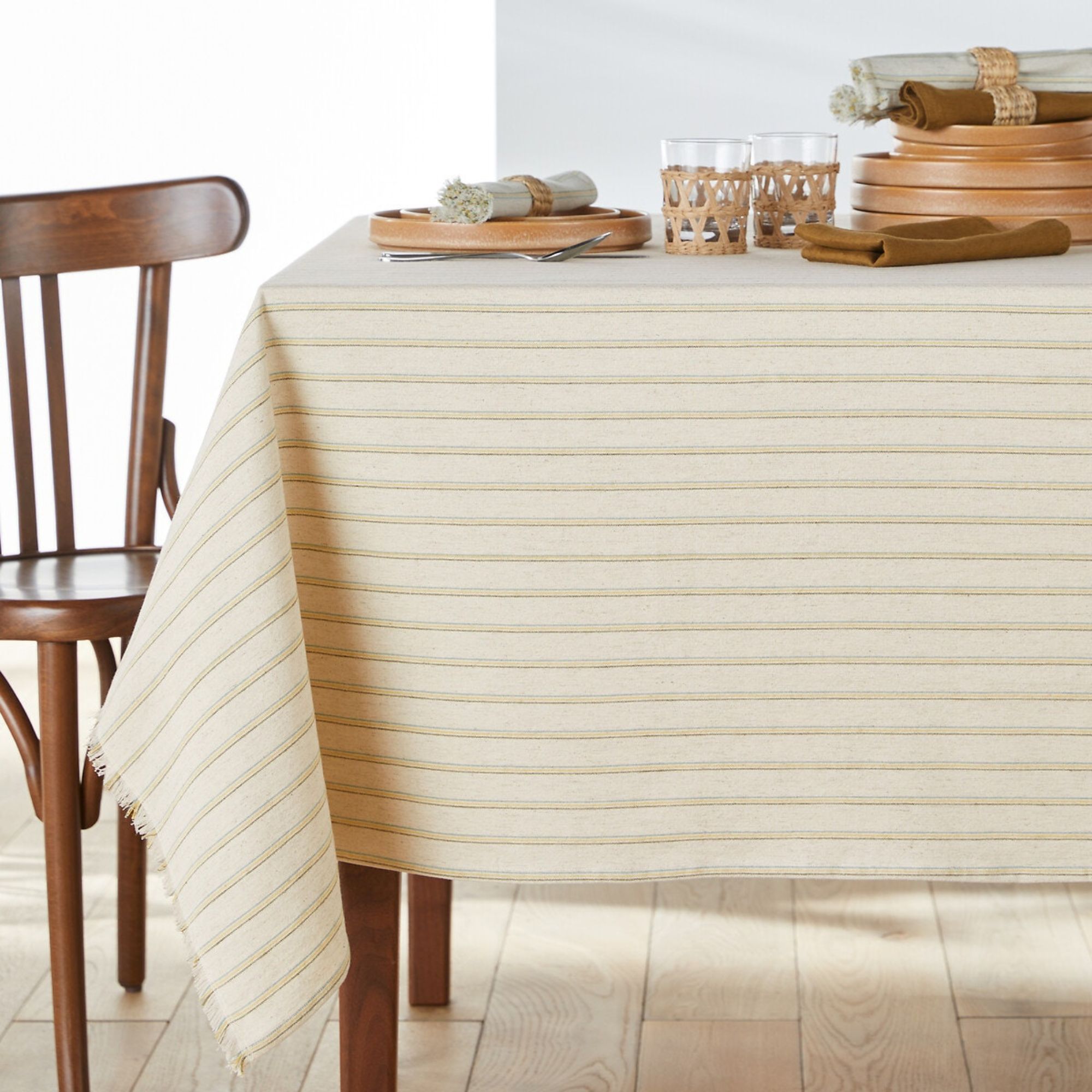 Nappe La Redoute : 24 modèles pour twister la table // Hello Blogzine - Blog déco