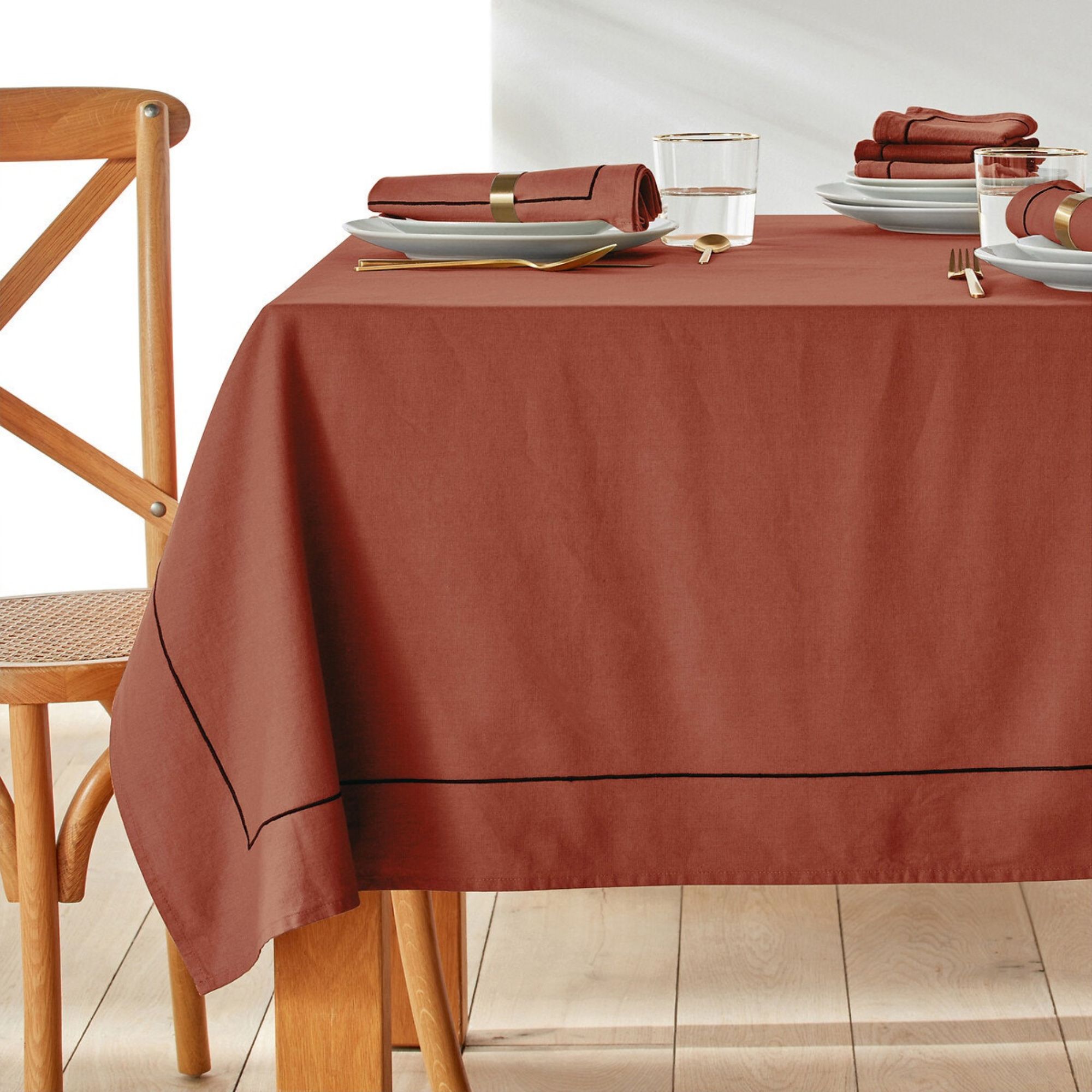 Nappe La Redoute : 24 modèles pour twister la table // Hello Blogzine - Blog déco