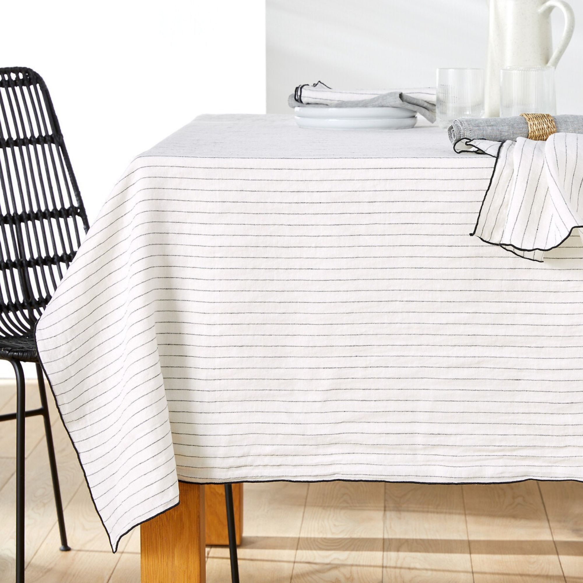 Nappe La Redoute : 24 modèles pour twister la table // Hello Blogzine - Blog déco