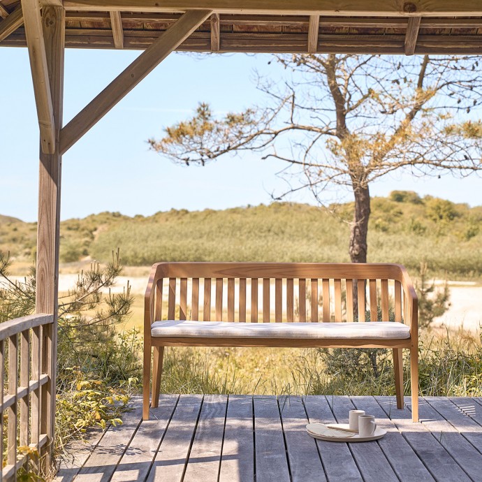 Meuble en bois massif : coup de coeur pour la démarche coresponsable et durable de Berah Getah // Hellø Blogzine blog deco & lifestyle www.hello-hello.fr