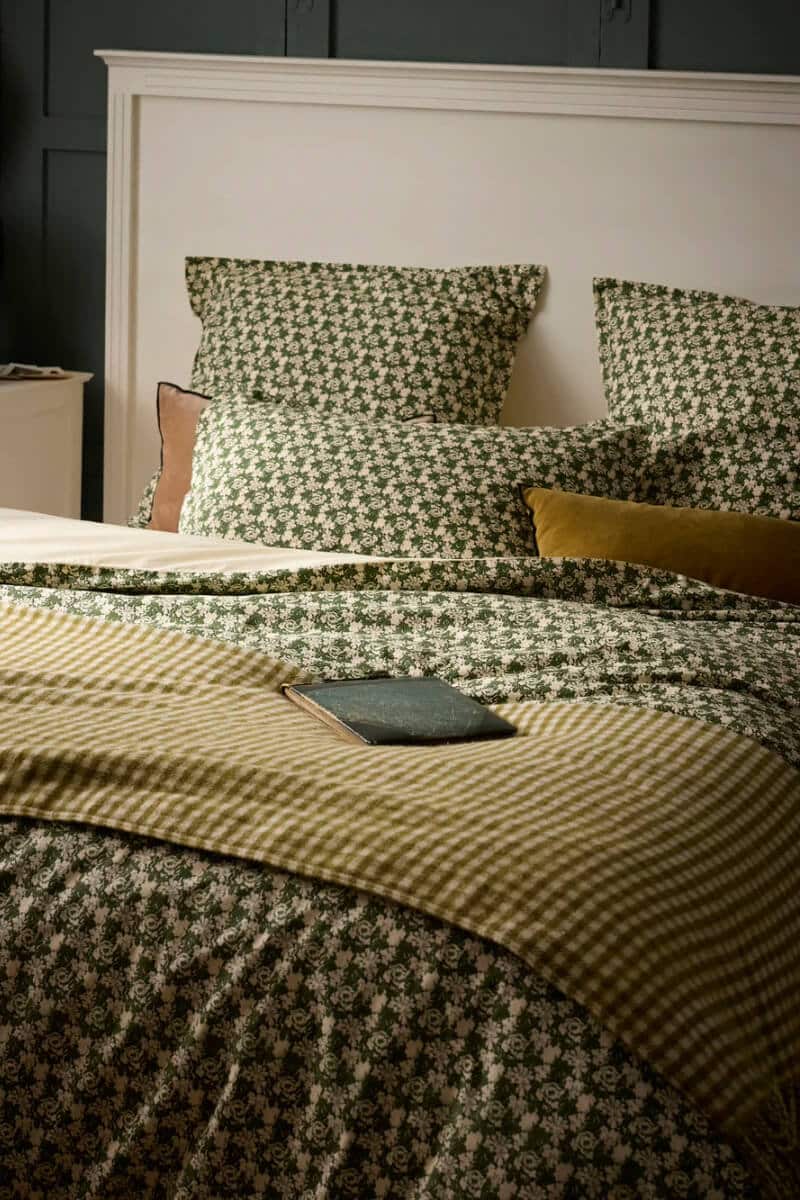 Soldes linge de lit été 2025 : les meilleures offres pour une chambre cosy et cocooning - Blog déco // Hellø Blogzine blog deco & lifestyle www.hello-hello.fr