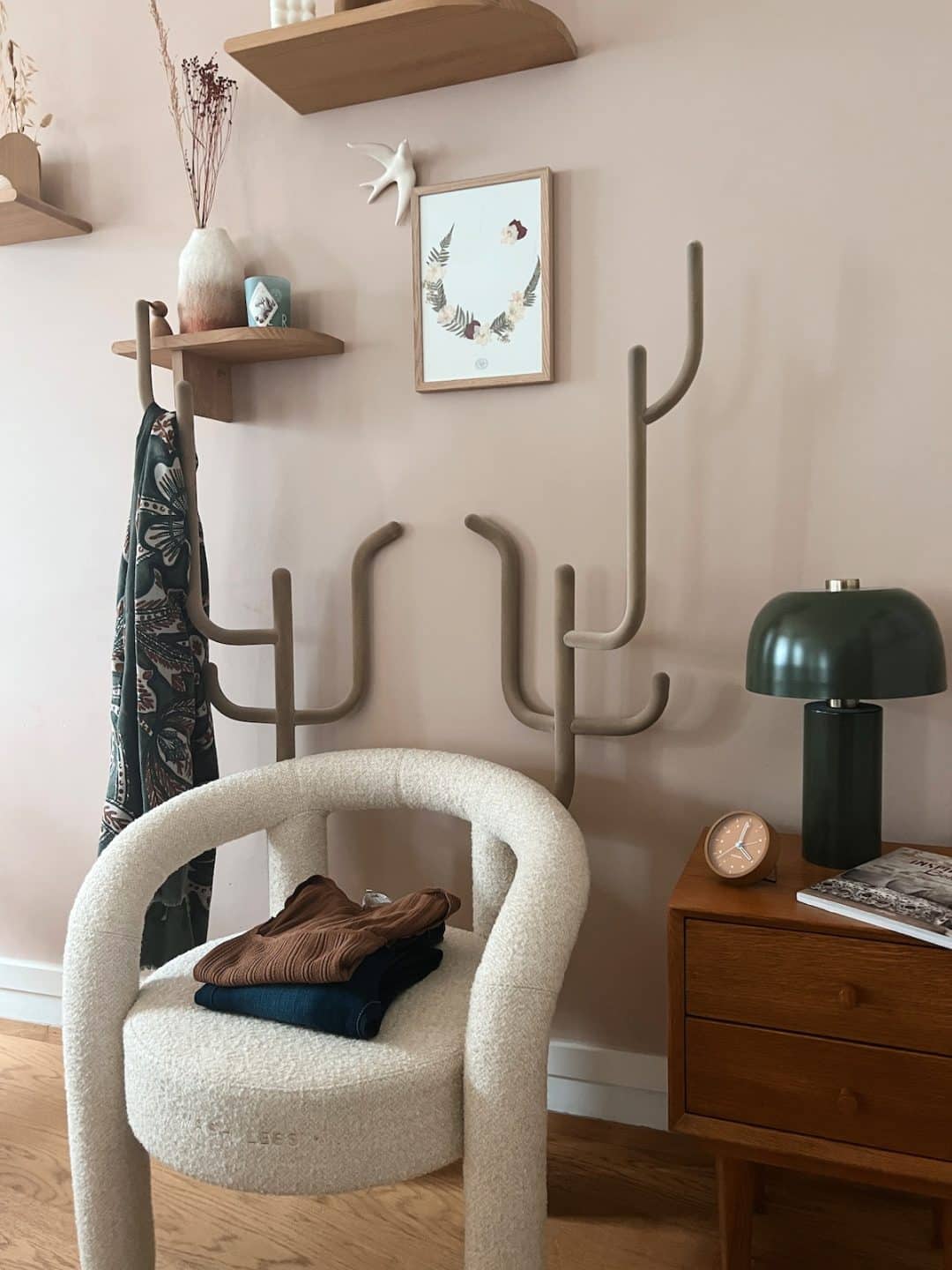 Projet Wash Less de Whirlpool, la chaise qui révolutionne notre façon de laver et ranger les vêtements // Hellø Blogzine blog deco & lifestyle www.hello-hello.fr