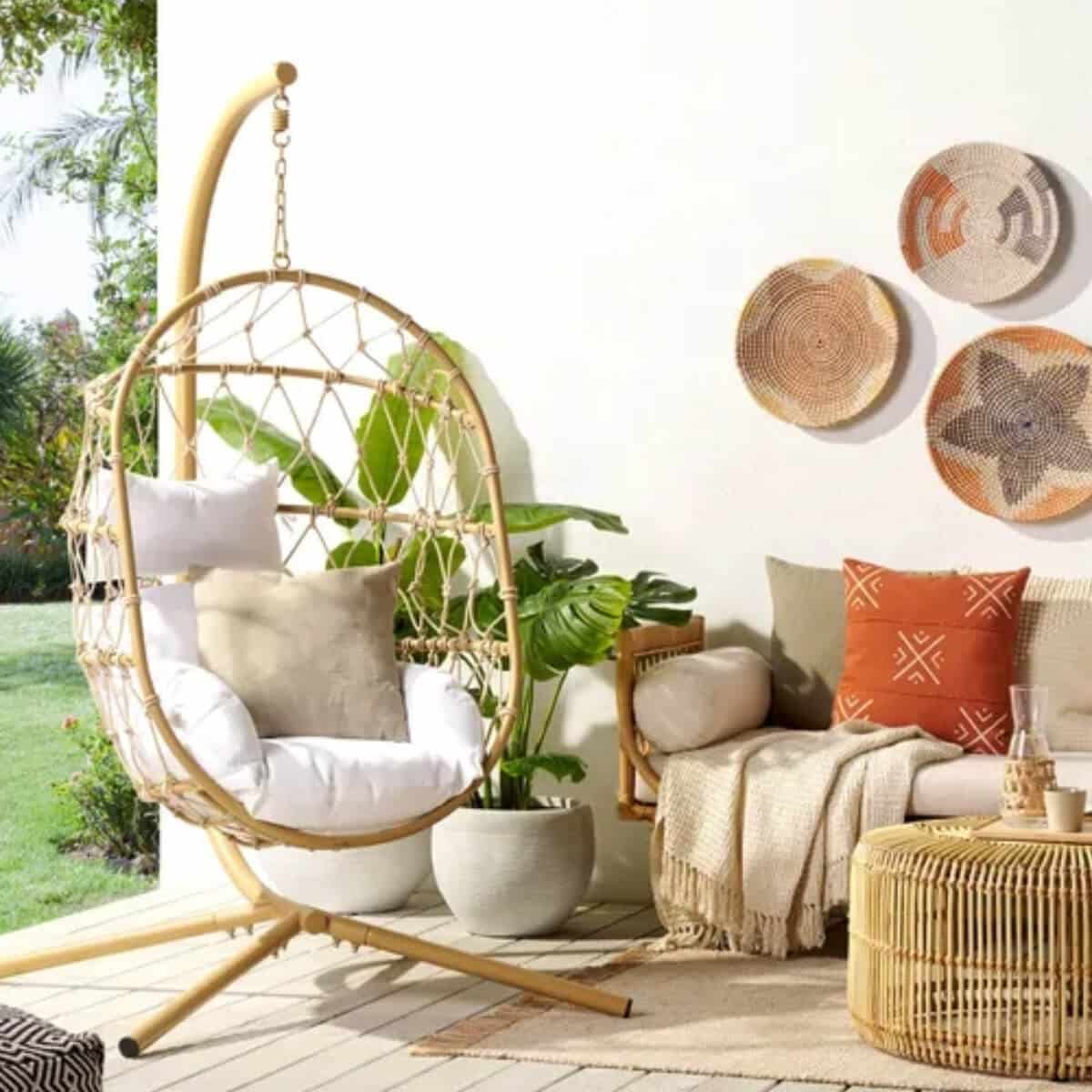 Adoptez le fauteuil suspendu : l'atout déco et confort pour votre intérieur et votre extérieur // Hellø Blogzine blog deco & lifestyle www.hello-hello.fr