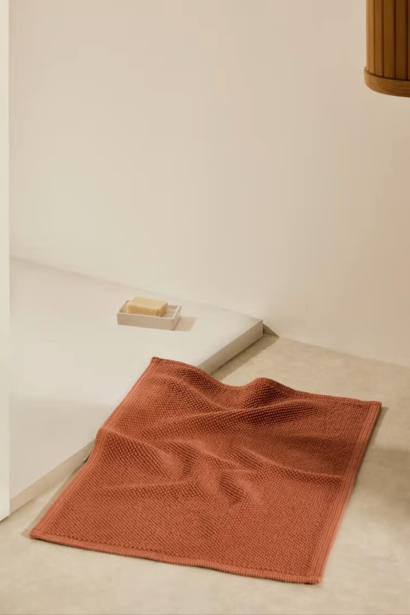 https://hello-hello.fr/wp-content/uploads/2025/04/nouvelle-collection-kave-home-salle-de-bain-4.jpg