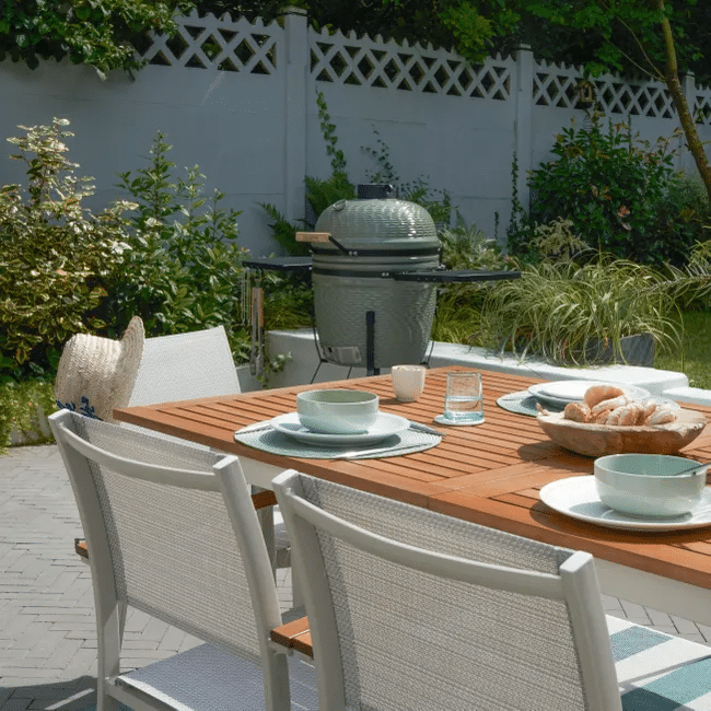 Table de jardin Leroy Merlin - notre sélection 2026 // Hellø Blogzine blog deco & lifestyle www.hello-hello.fr