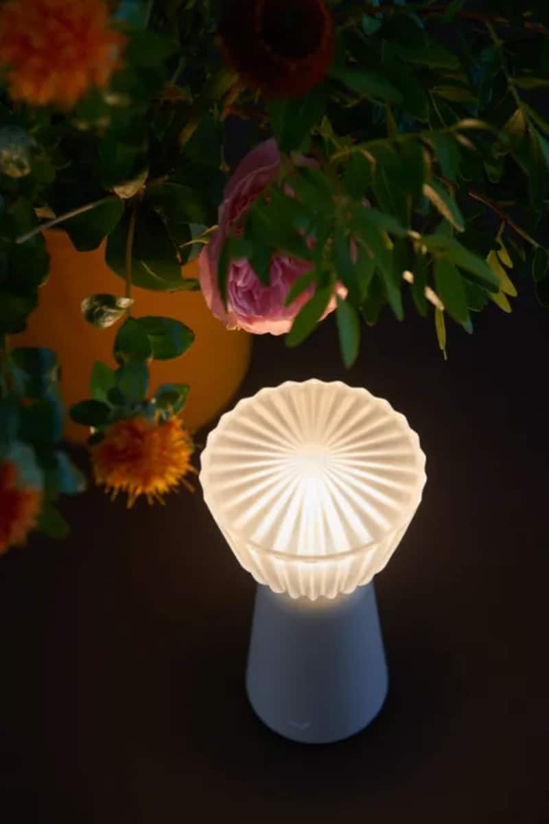 Fermob : la marque iconique de mobilier d'extérieur design et coloré // Hellø Blogzine blog deco & lifestyle www.hello-hello.fr