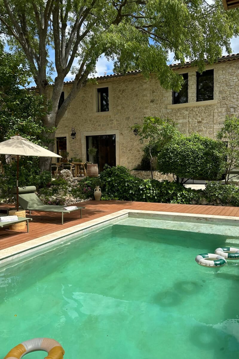 Domaine Revive, un mas pour les vacances près de Montpellier // Hellø Blogzine blog deco & lifestyle www.hello-hello.fr