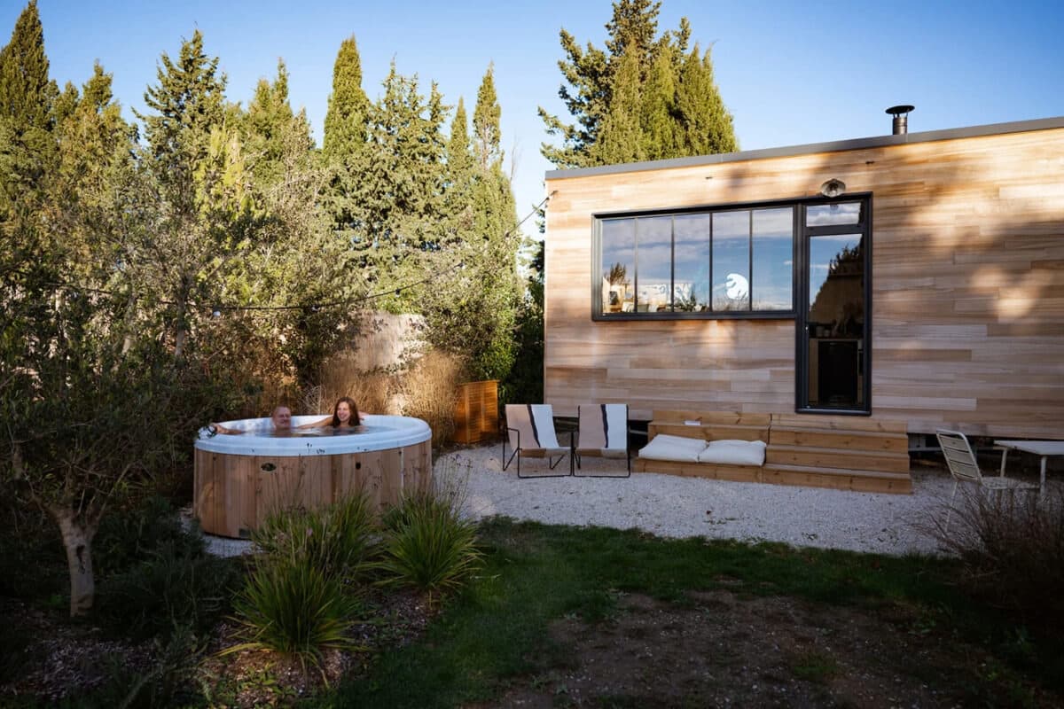Deux lodges éco-conçues pour s’évader en Provence et dans le Périgord Vert // Hëllø Blogzine www.hello-hello.fr