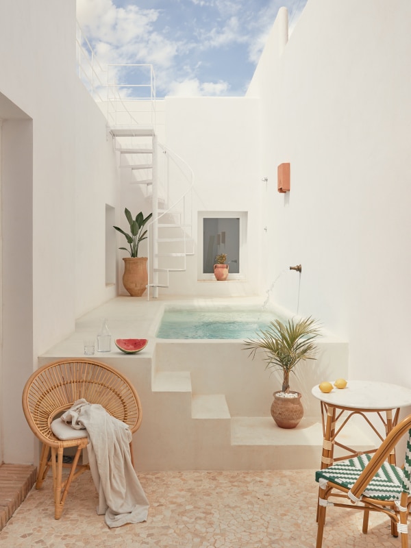Mini piscine, la nouvelle tendance des petits jardins // Hëllø Blogzine www.hello-hello.fr