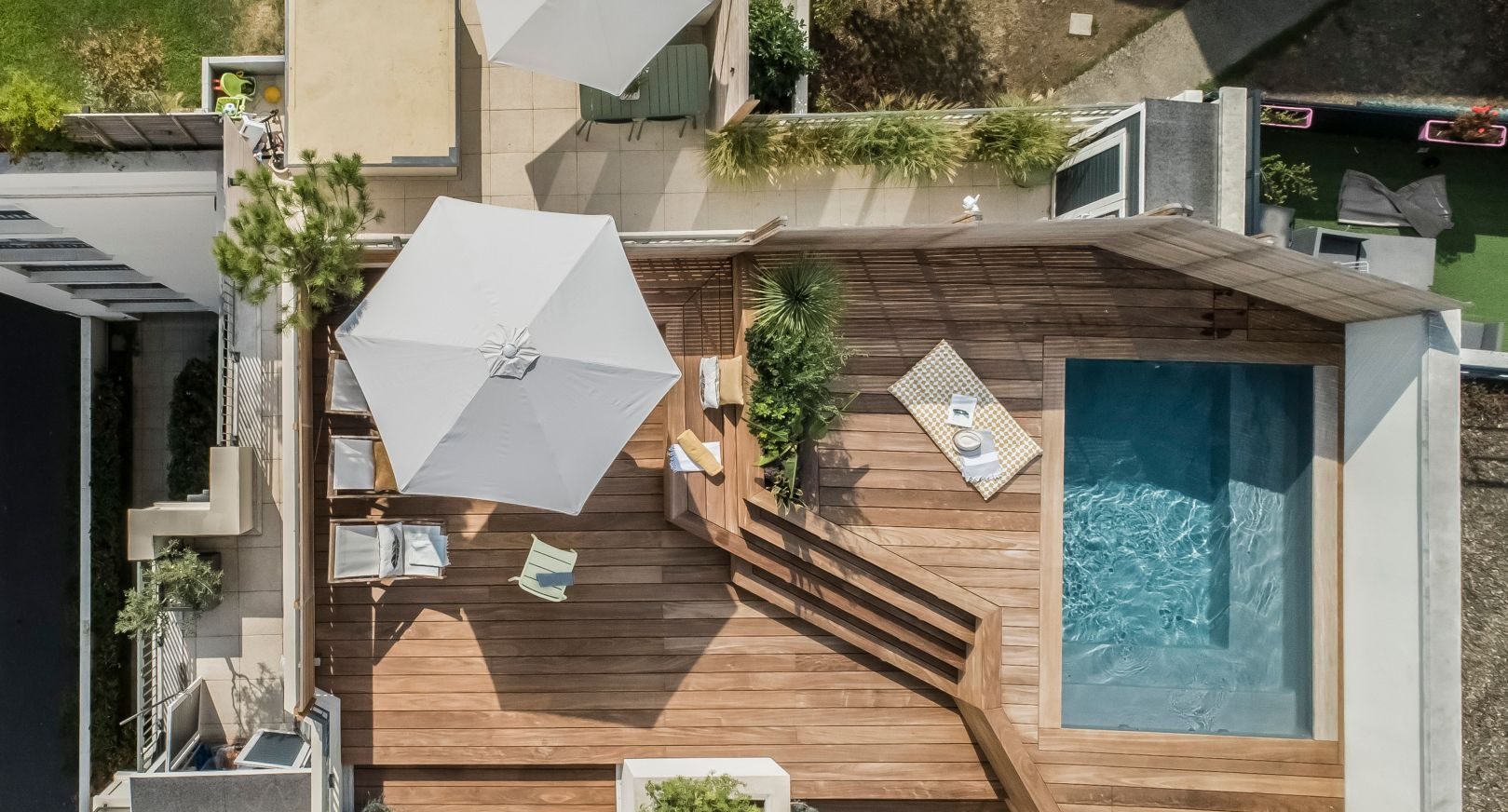 Mini piscine, la nouvelle tendance des petits jardins // Hëllø Blogzine www.hello-hello.fr