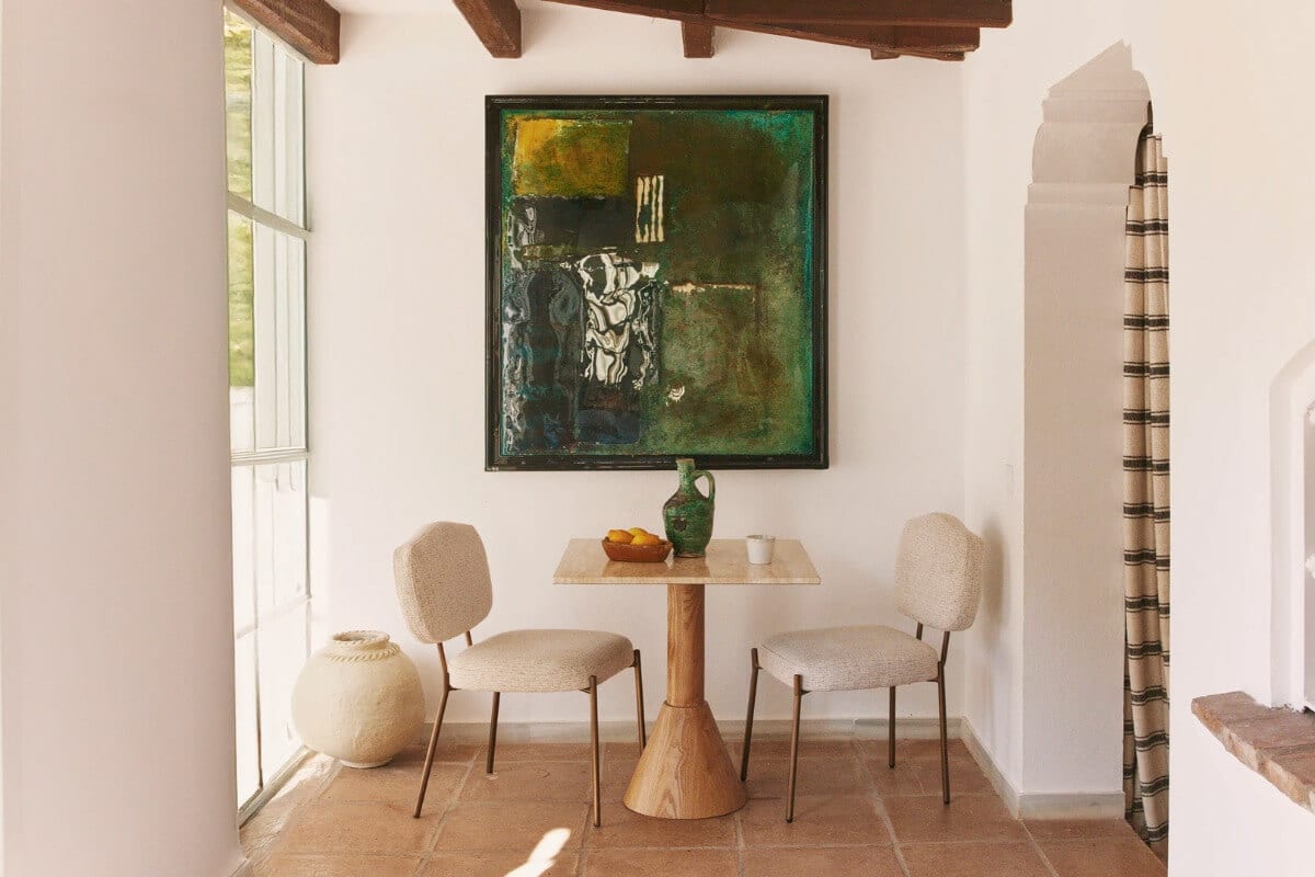 Petites tables de cuisine : 27 modèles pratiques et designs pour gagner de la place // Hëllø Blogzine www.hello-hello.fr