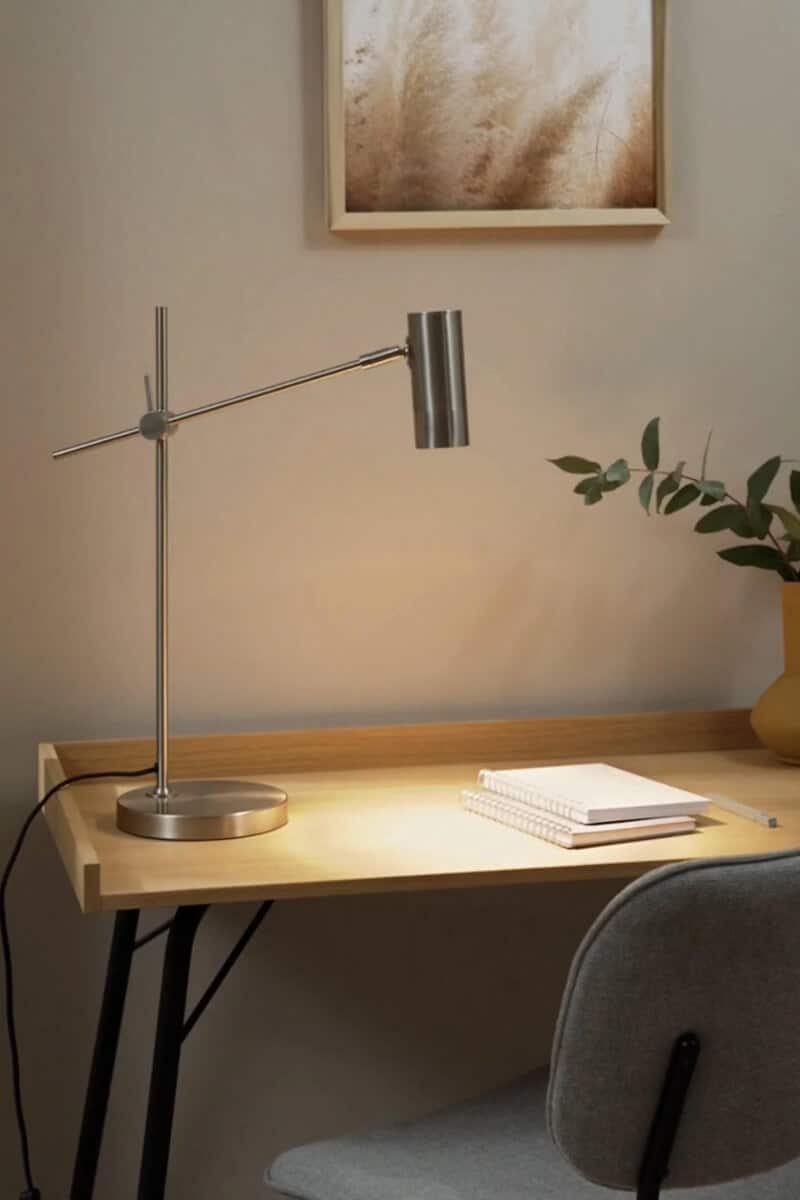 Lampes de bureau : notre sélection pour bien travailler avec style // Hëllø Blogzine www.hello-hello.fr