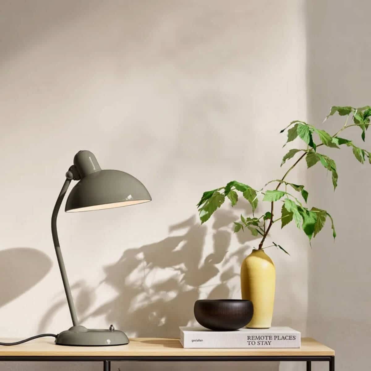 Lampes de bureau : notre sélection pour bien travailler avec style // Hëllø Blogzine www.hello-hello.fr