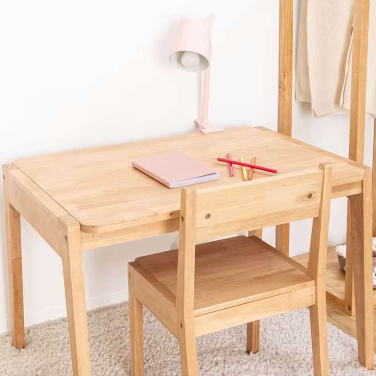 Lampes de bureau : notre sélection pour bien travailler avec style // Hëllø Blogzine www.hello-hello.fr