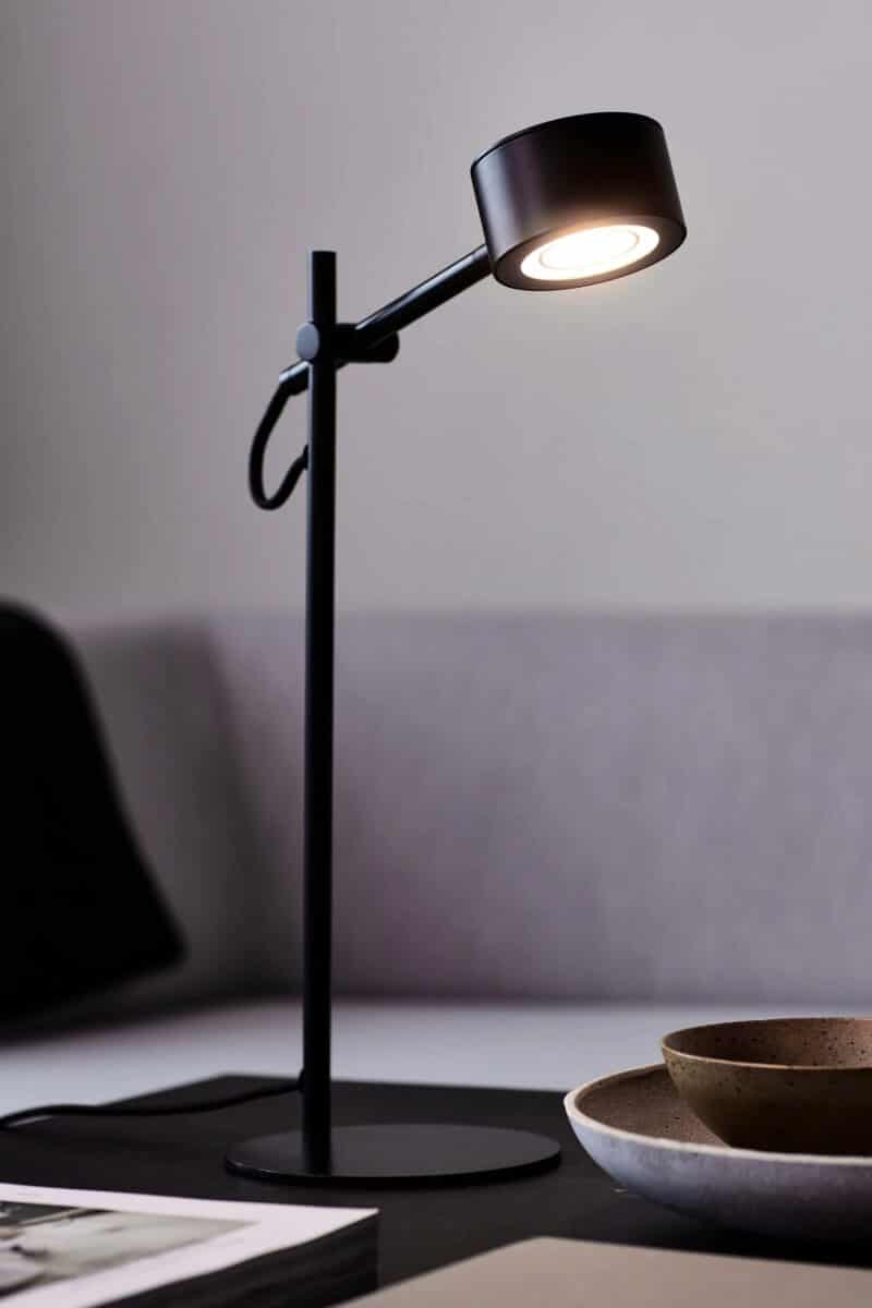 Lampes de bureau : notre sélection pour bien travailler avec style // Hëllø Blogzine www.hello-hello.fr