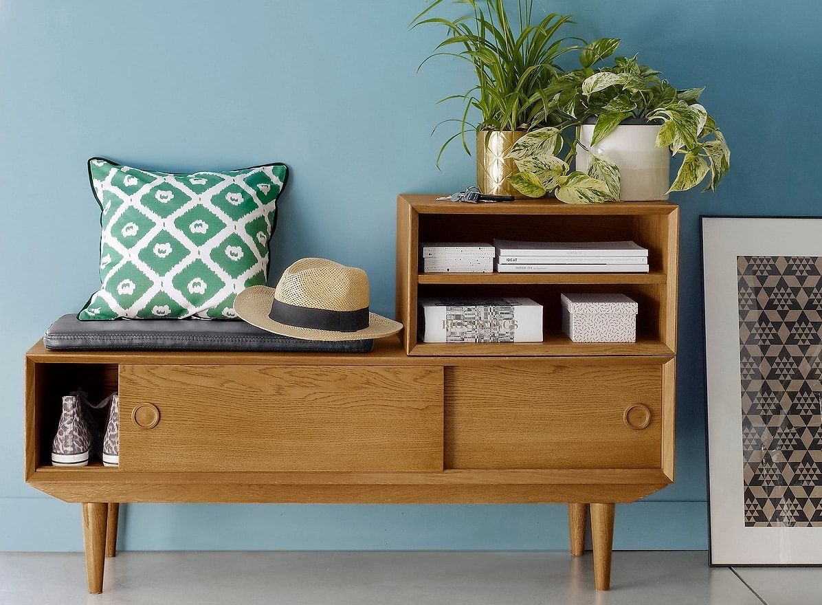 9 idées déco pour habiller l’arrière d’un canapé : console, bureau, enfilade ou banc. Inspirez-vous pour optimiser et styliser votre salon ! // Hëllø Blogzine www.hello-hello.fr
