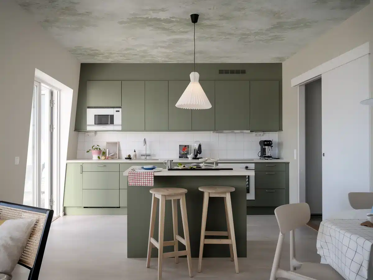 Papier peint au plafond, les plus beaux modèles pour céder à cette tendance // Hellø Blogzine - Blog Déco - www.hello-hello.fr