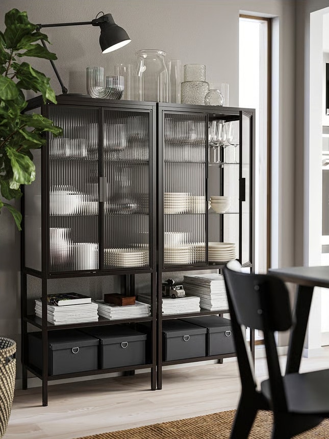 Où trouver une armoire ou un buffet vitrine ? Notre sélection // Hellø Blogzine blog deco & lifestyle www.hello-hello.fr
