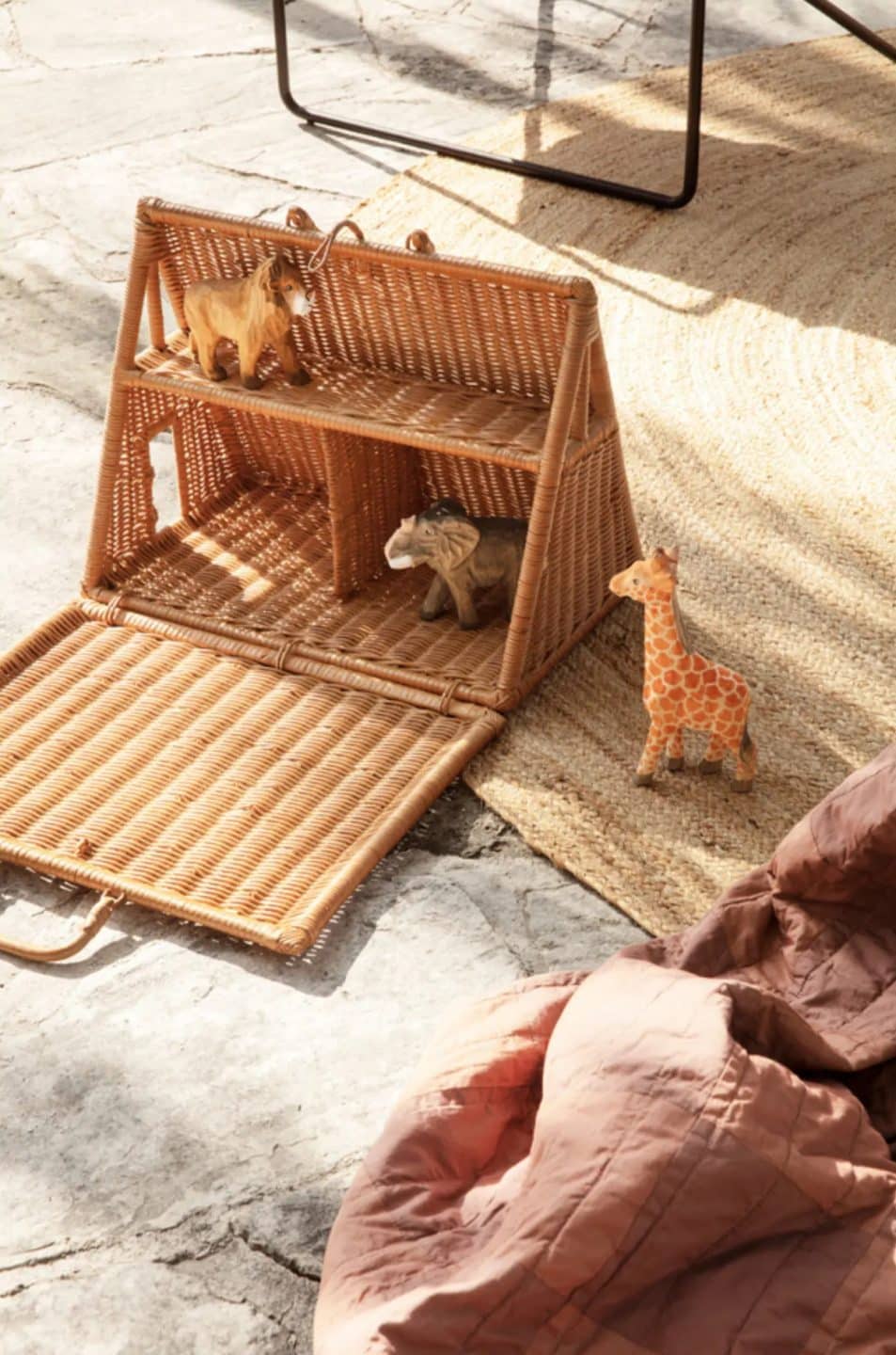 Maison en rotin tressé Ferm Living Kids – jouet déco et naturel // Hëllø Blogzine www.hello-hello.fr